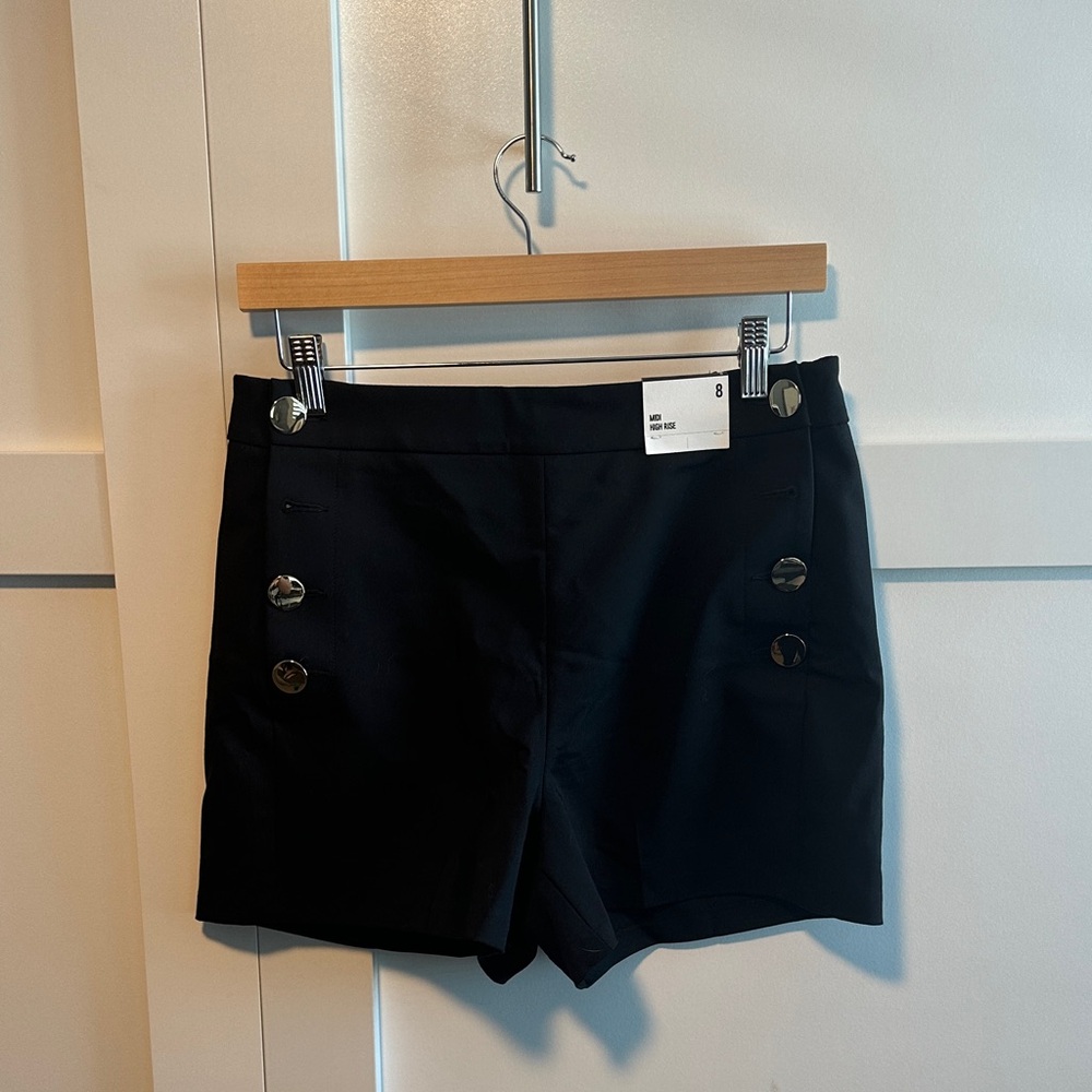 Elegant Express High Waist Black Shorts with Button Accents, brand new!